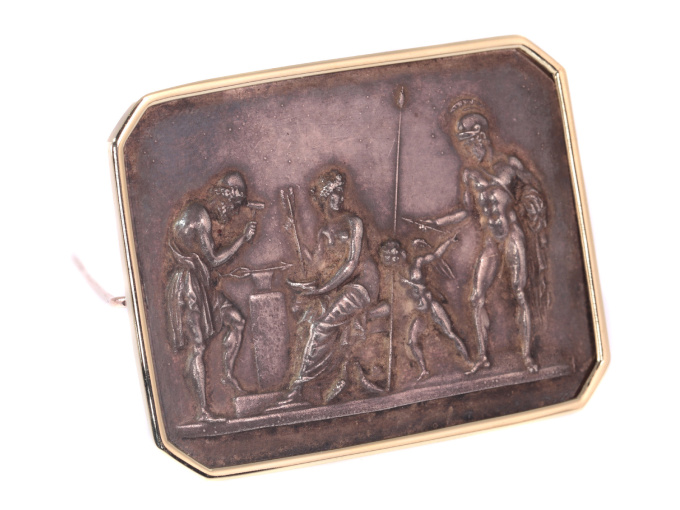 Antique gold and electroplated brooch Thorvaldsen's Venus, Mars and Vulcan by Artiste Inconnu