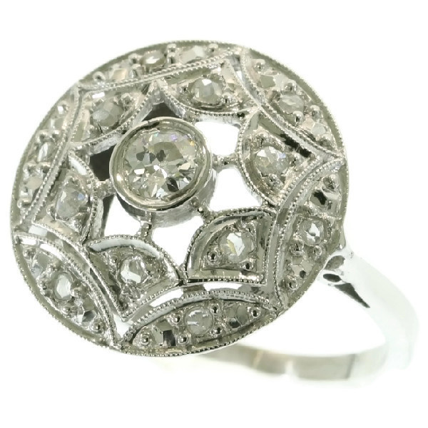 Sparkling vintage Art Deco diamond engagement ring by Onbekende Kunstenaar