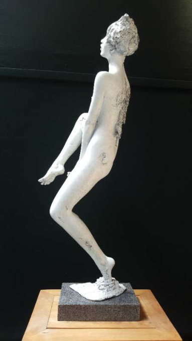 The Dancing Queen by Pia Ji You