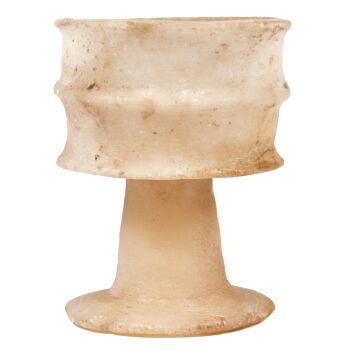  An Egyptian alabaster ribbed cup, New Kingdom, 18th dynasty by Artista Sconosciuto