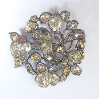 17th Century baroque antique rose cut diamond brooch by Artista Sconosciuto