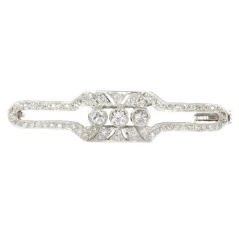 Vintage Art Deco platinum brooch set with diamonds by Artista Desconhecido
