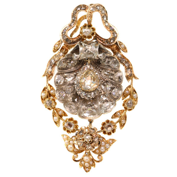 Antique pendant with big shell covered in diamonds can also be worn as brooch by Artiste Inconnu