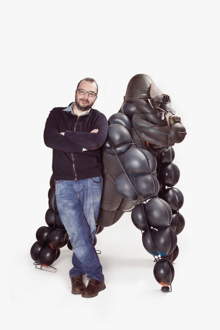 Joe el Gorila by Miquel Aparici