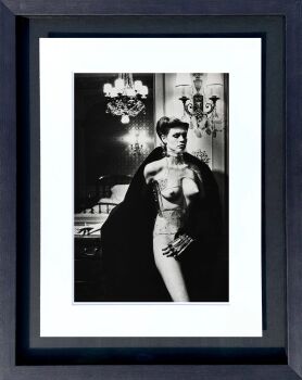 Jane Kirby, Avenue Kléber, Paris 1977 by Helmut Newton