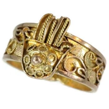 Antique ring from empire era gold filigree hand of fatima by Artiste Inconnu