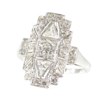 Vintage Allure: 1950's Art Deco Diamond Ring by Unbekannter Künstler