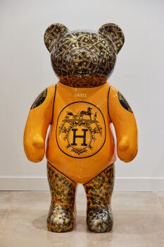 Fashion Bear XXL by Ghost Art