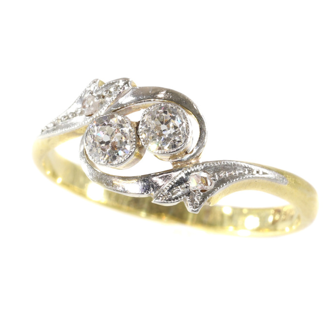 Estate engagement ring cross over or the romantic toi et moi by Artiste Inconnu