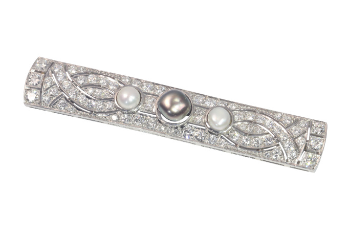 Vintage Fifties Art Deco platinum diamond bar brooch with pearls by Unbekannter Künstler