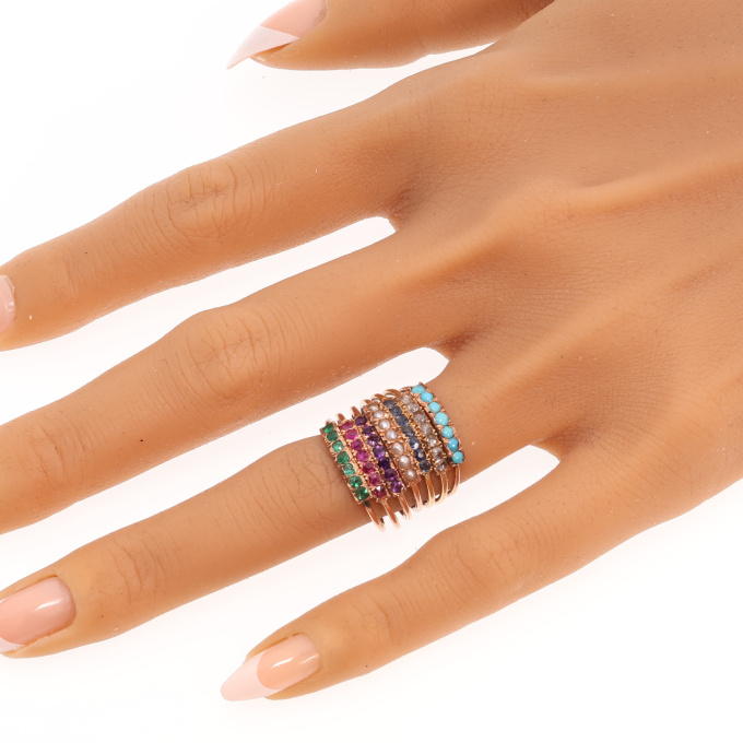Victorian Harem Ring with Seven Gemstone Bands, circa 1890 by Artista Sconosciuto