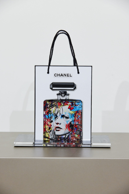 Bottle in the bag amour Minnie by Fred Meurice