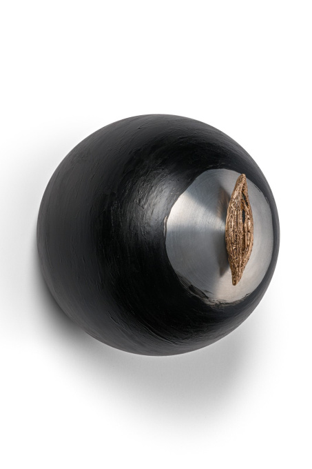 La Papessa boule black by Eleonora Francioni Antonio Mastromarino