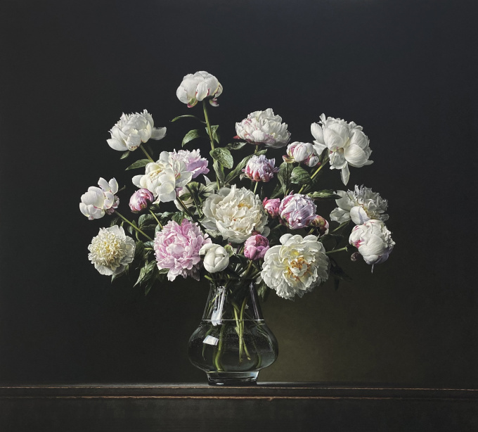 Flower still life with white peonies 3 by Roman & Henriëtte Reisinger