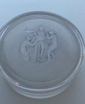 A rare box for Nina Ricci circa 1937 by René Lalique
