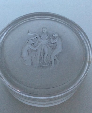 A rare box for Nina Ricci circa 1937 by René Lalique