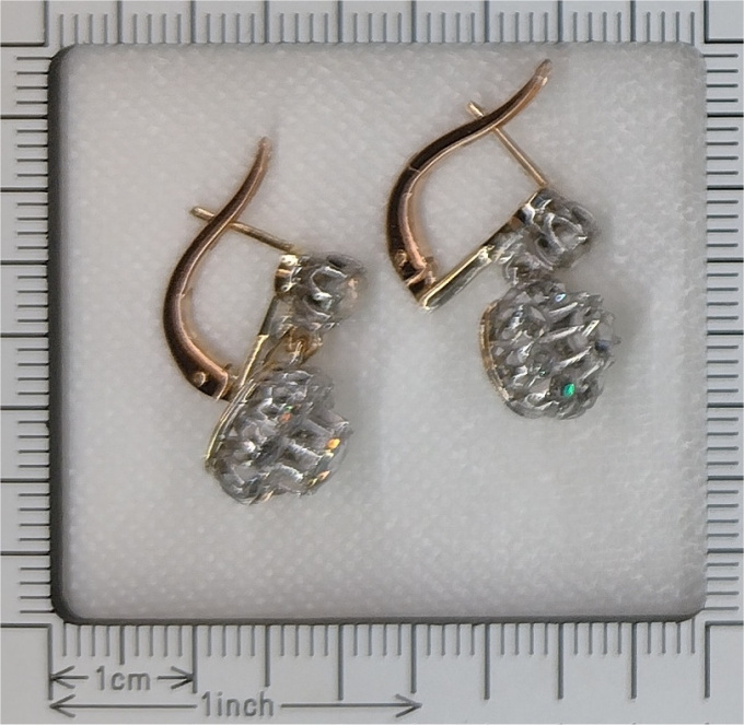 Vintage pendent diamond earrings by Unbekannter Künstler