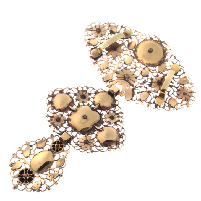 18th Century filigree gold cross pendant table cut diamonds called A la Jeanette by Artista Desconhecido