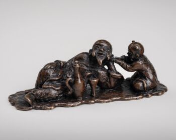 A Chinese bronze brush rest or paperweight, late Ming dynasty to early Qing dynasty, 17th century by Artiste Inconnu