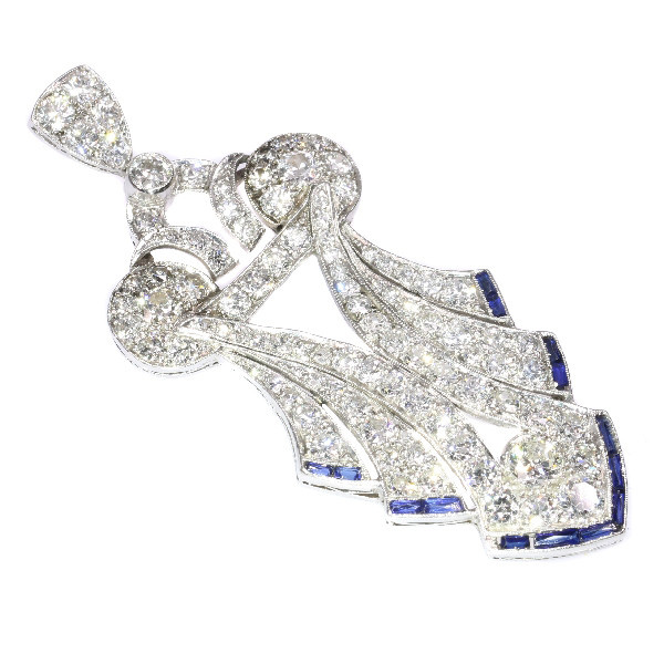Original stylish Vintage Art Deco platinum diamond loaded pendant by Artista Desconhecido