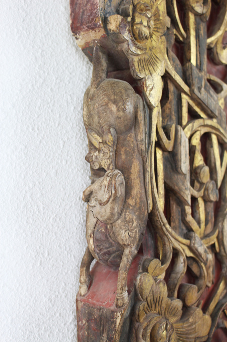 Two large Chinese carved wooden architectural wall panels, Qing dynasty, 19th century by Artista Desconocido