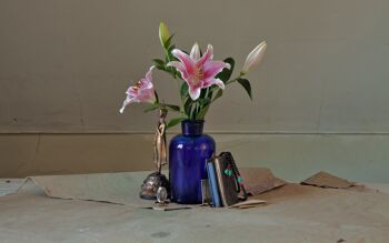 Blue Vase by Dik Nicolai