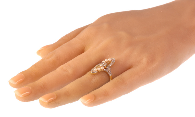 Magnificent Art Nouveau diamond and pearl ring by Unknown artist
