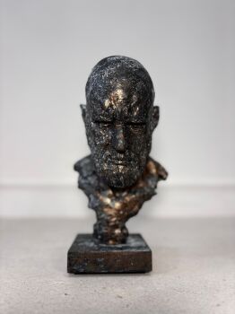 Sculpture Cossuesegidiaecus by Faura Balsa