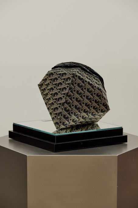 in Diamond we trust by Carla Cinciripi