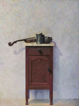 Viool en koffiepot op nachtkastje by Barend Blankert