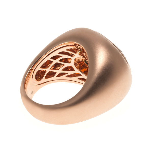Oval citrine matte ring by Artista Desconhecido