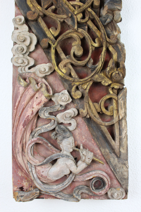 Two large Chinese carved wooden architectural wall panels, Qing dynasty, 19th century by Artista Desconocido