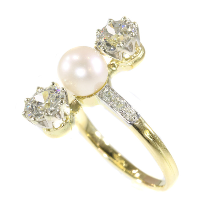 Vintage diamond and pearl engagement ring Belle Epoque period by Artista Desconhecido