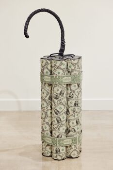 Dollar Dynamite XXL by Remy Aillaud