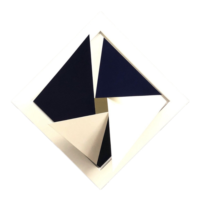 Sculpture Sem titulo by Hercules Barsotti