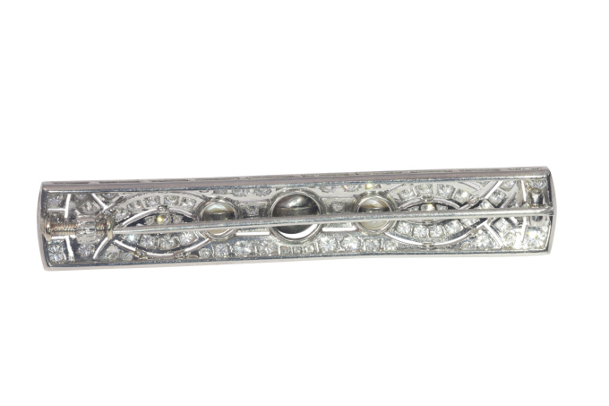 Vintage Fifties Art Deco platinum diamond bar brooch with pearls by Unbekannter Künstler