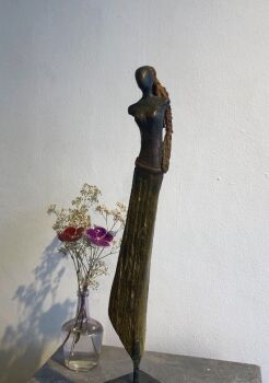Ceres by Loes Knoben