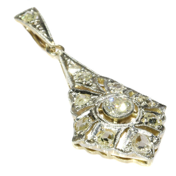 Diamond Art Deco pendant by Artiste Inconnu
