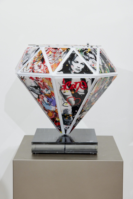 Icons Diamond by Fred Meurice