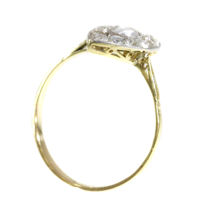 Vintage Art Deco navette or boat shaped ring with rose cut diamonds by Artista Desconhecido