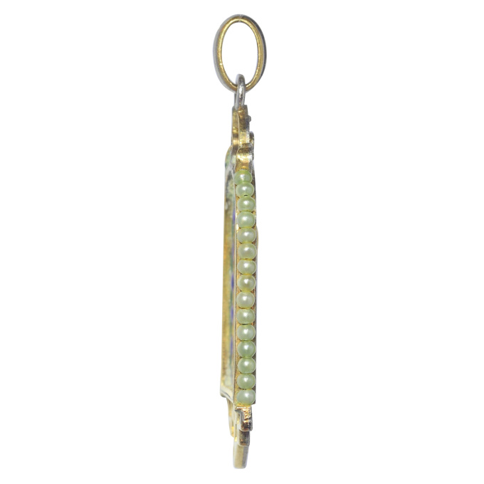Vintage antique 18K gold Maria medal with diamonds and plique-a-jour enamel by Artista Sconosciuto