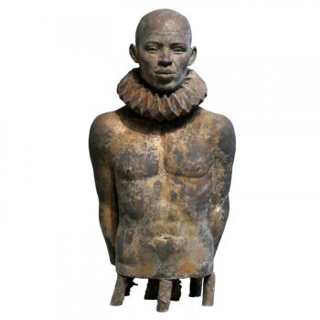 Man met kraag by Erwin Meijer