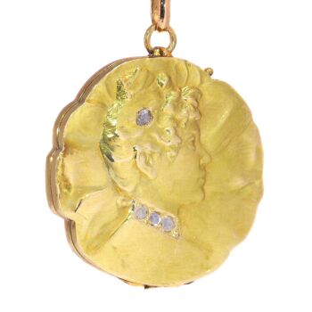 Vintage Belle Epoque 18K gold locket with ladies head and rose cut diamonds by Artista Sconosciuto