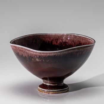 A unique glazed stoneware footed square bowl – Gustavsberg Sweden by Berndt Friberg
