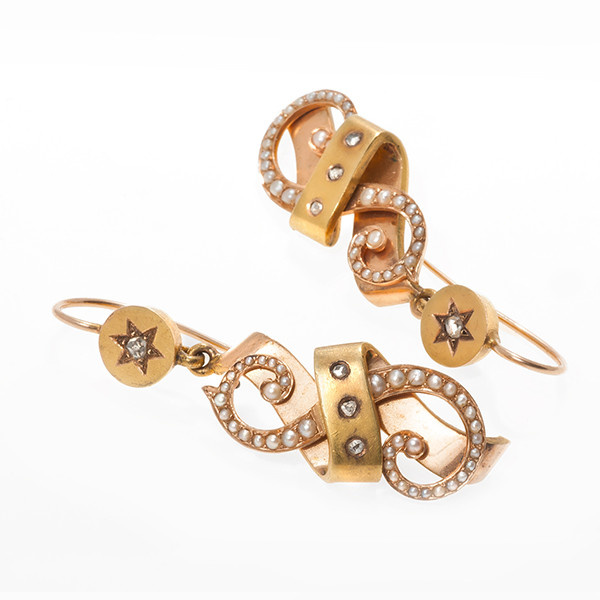 Victorian earrings with diamonds and seedpearls by Artiste Inconnu